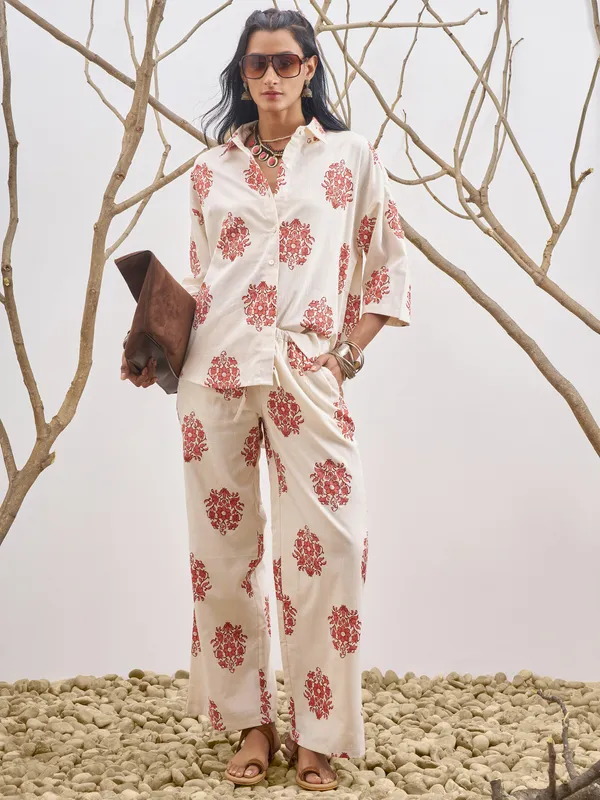 Vara By Vishudh Women Off White Shirt With Trouser