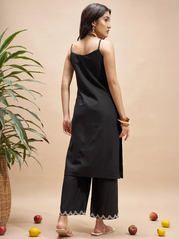 Vara By Vishudh Women Black Top With Trouser Co-Ords