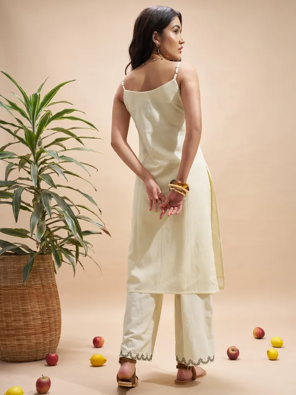 Vara By Vishudh Women Cream Top With Trouser Co-Ords