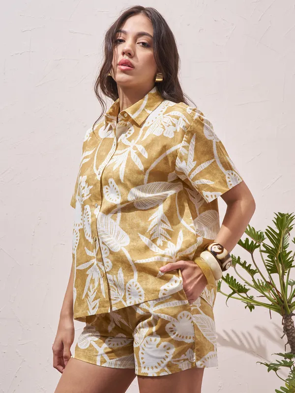 Vara By Vishudh Women Mustard Shirt With Shorts Co-Ords