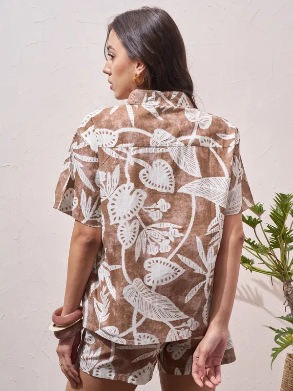 Vara By Vishudh Women Brown Shirt With Shorts Co-Ords