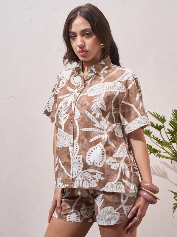Vara By Vishudh Women Brown Shirt With Shorts Co-Ords