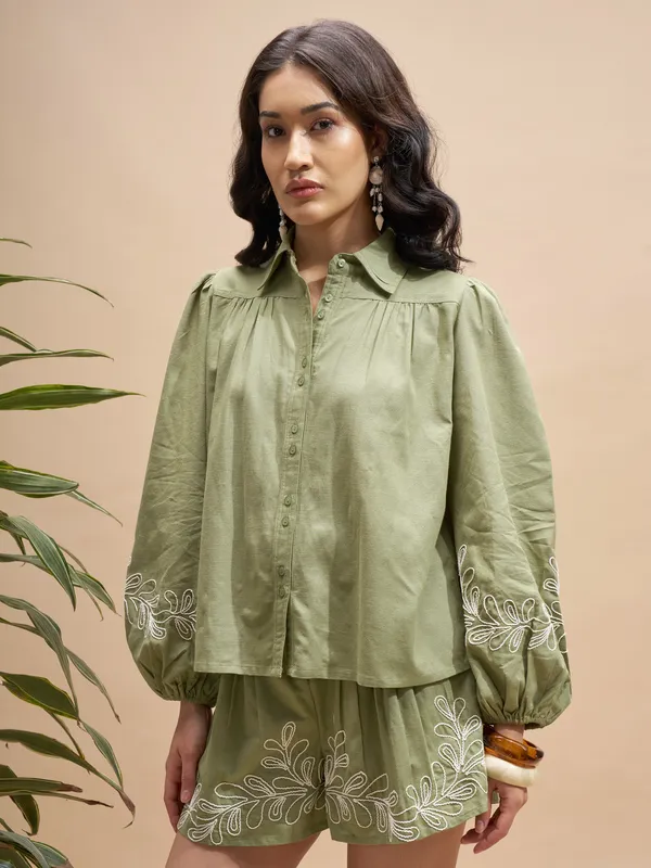Vara By Vishudh Women Olive Shirt With Shorts Co-Ords