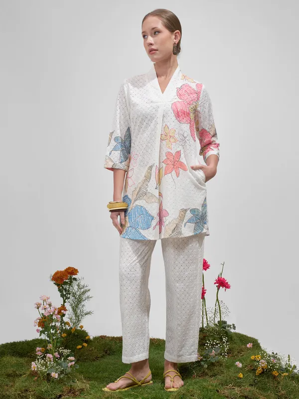 Vara By Vishudh Women Off White Shirt With Palazzo Co-Ords