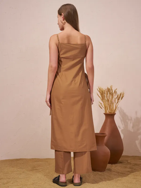 Vara By Vishudh Women Brown Printed Kurta With Trouser