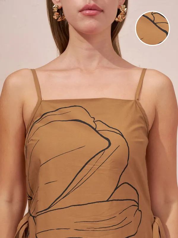 Vara By Vishudh Women Brown Printed Kurta With Trouser