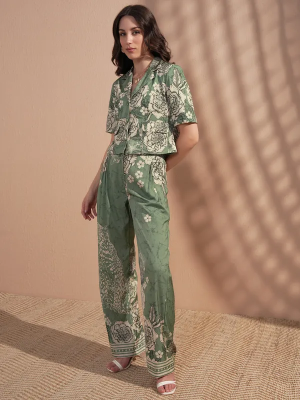 Vara By Vishudh Women Green Top With Trouser Co-Ords