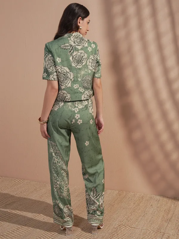 Vara By Vishudh Women Green Top With Trouser Co-Ords