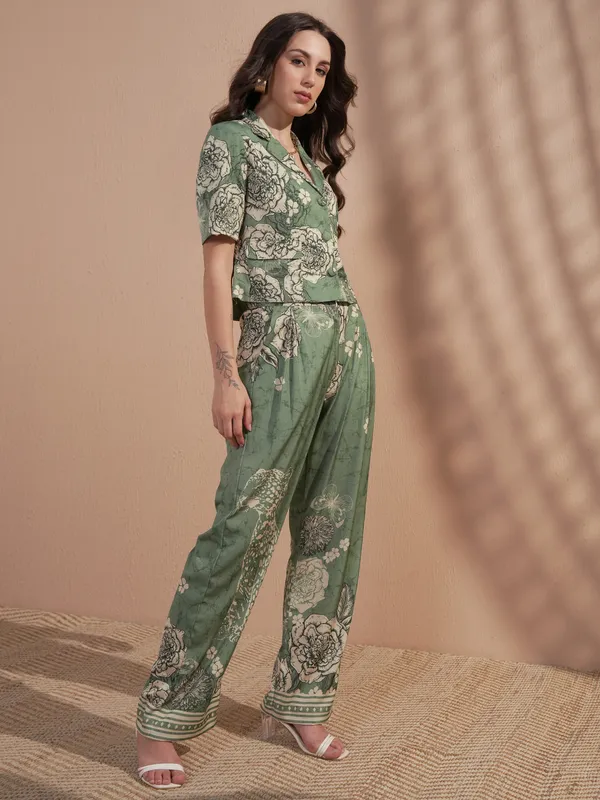 Vara By Vishudh Women Green Top With Trouser Co-Ords