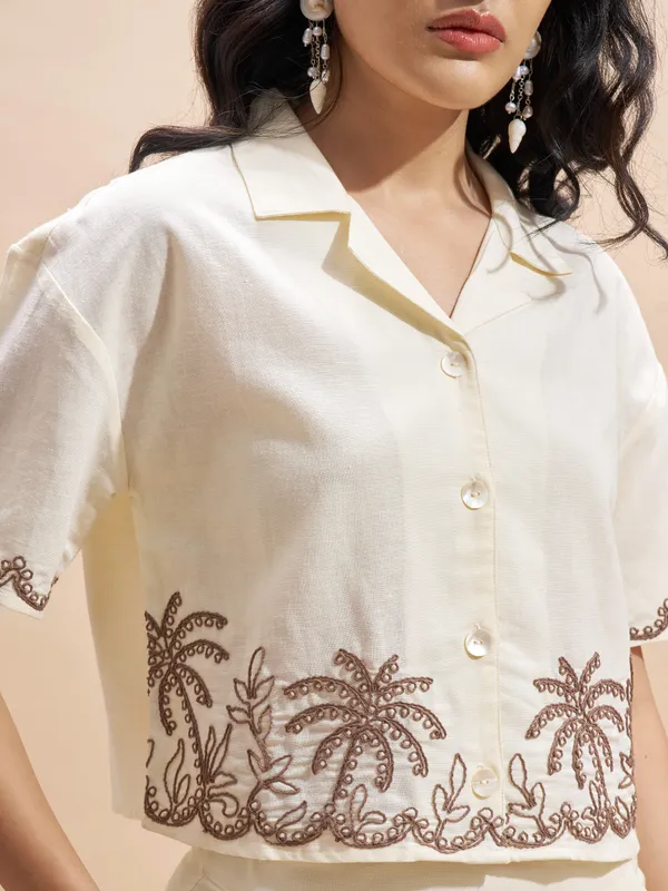 Vara By Vishudh Women Cream Embroidered Regular Top