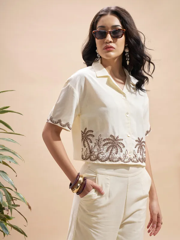 Vara By Vishudh Women Cream Embroidered Regular Top
