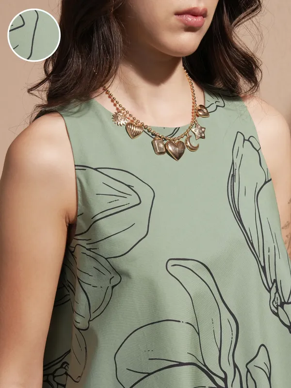 Vara By Vishudh Women Green Printed Kurta With Trouser