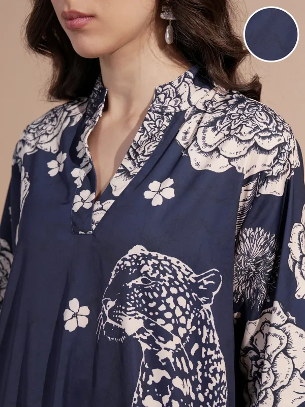 Vara By Vishudh Women Navy Blue Printed Kurta With Trouser