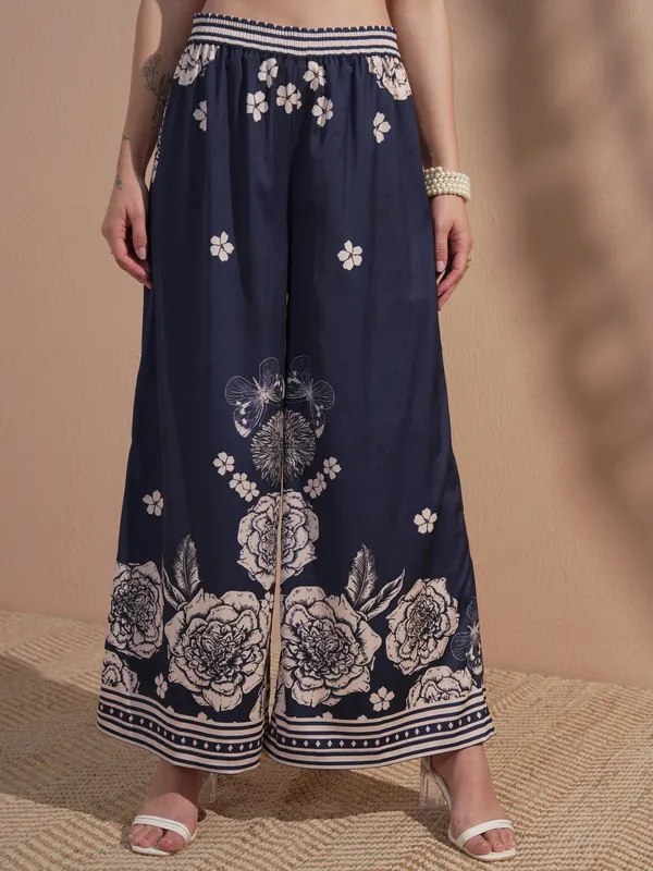 Vara By Vishudh Women Navy Blue Printed Kurta With Trouser