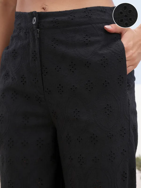 Vara By Vishudh Women Black Embroidered Regular Fit Casual Trouser