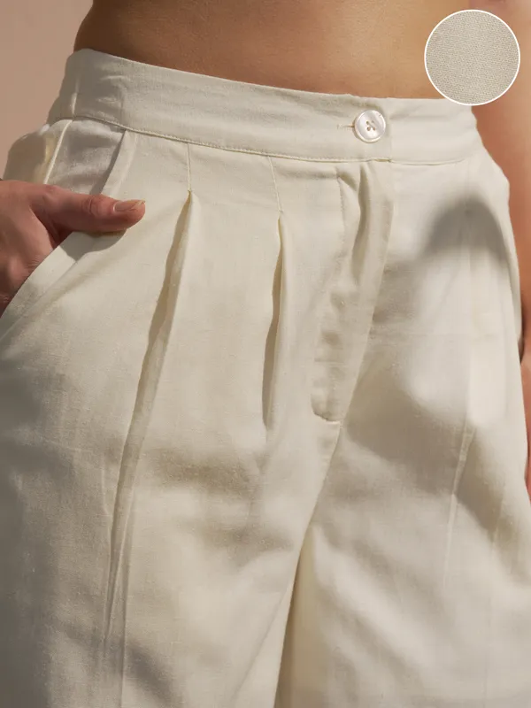 Vara By Vishudh Women Off White Solid Straight Fit Casual Trouser