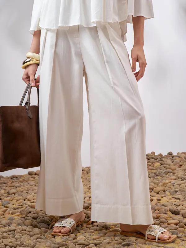 Vara By Vishudh Women Off White Wide Leg Casual Trouser