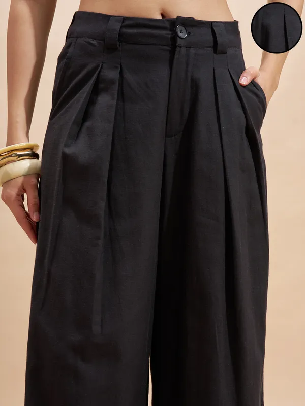 Vara By Vishudh Women Black Wide Leg Casual Trouser