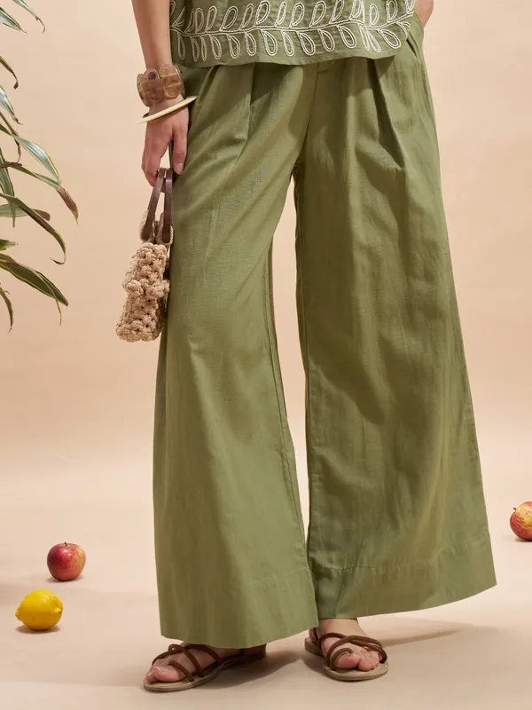 Vara By Vishudh Women Olive Wide Leg Casual Trouser