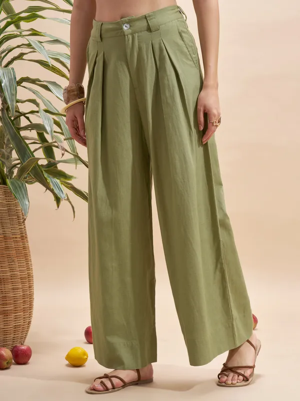 Vara By Vishudh Women Olive Wide Leg Casual Trouser