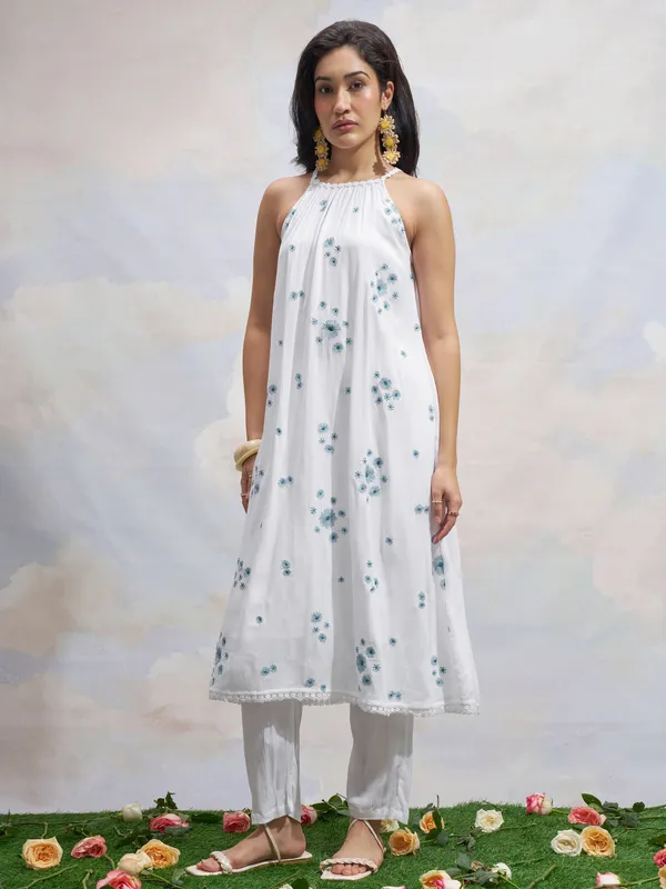 Vara By Vishudh Women White Embroidered Kurta With Trouser