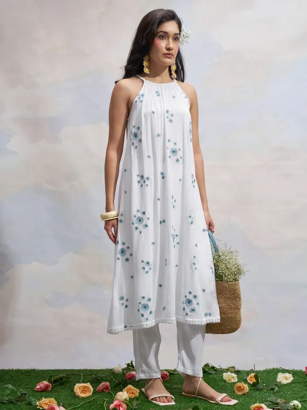 Vara By Vishudh Women White Embroidered Kurta With Trouser