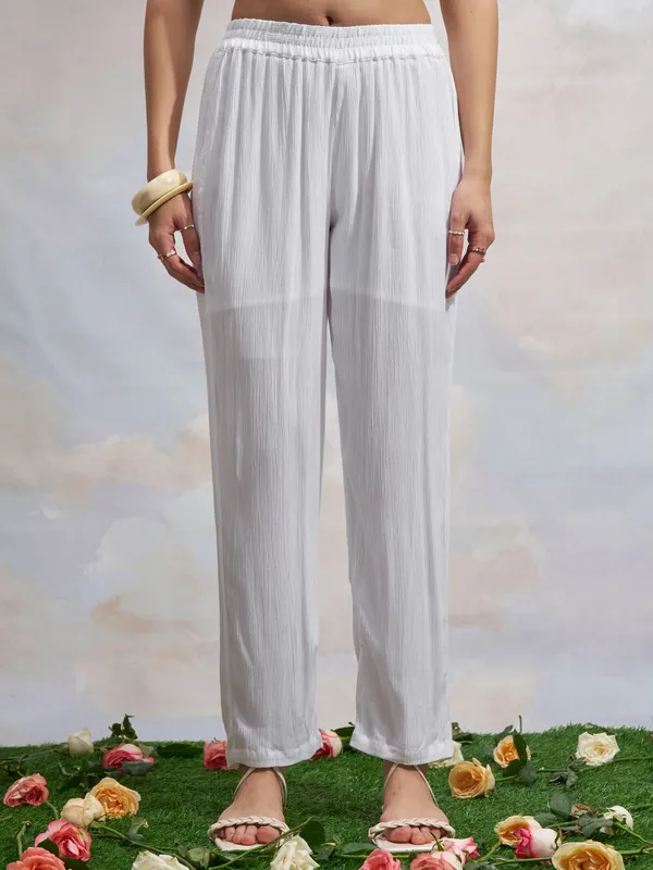 Vara By Vishudh Women White Embroidered Kurta With Trouser