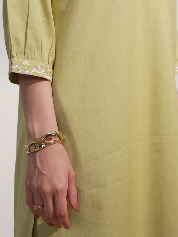 Embroidered Straight Kurta