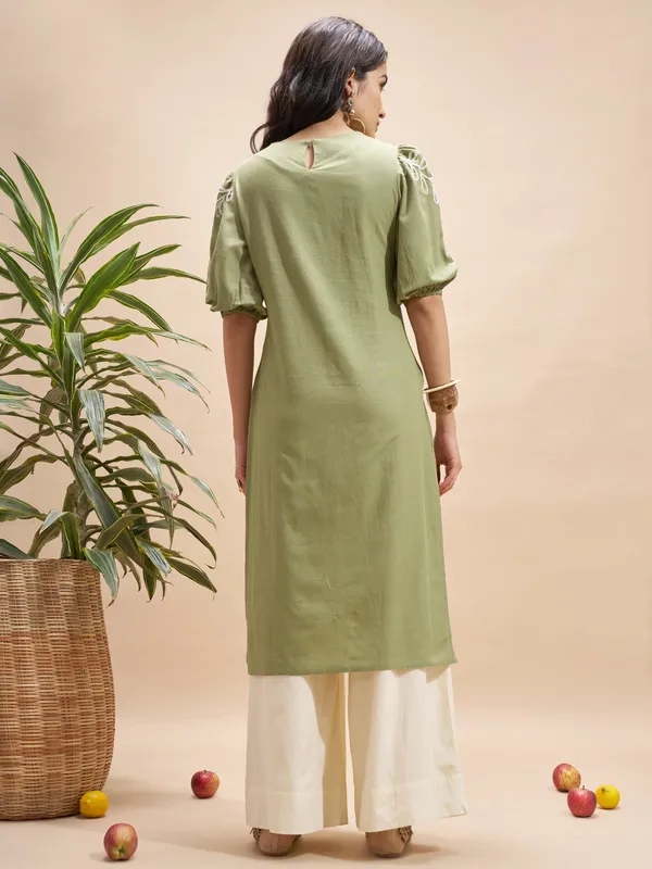 Vara By Vishudh Women Olive Embroidered Straight Kurta