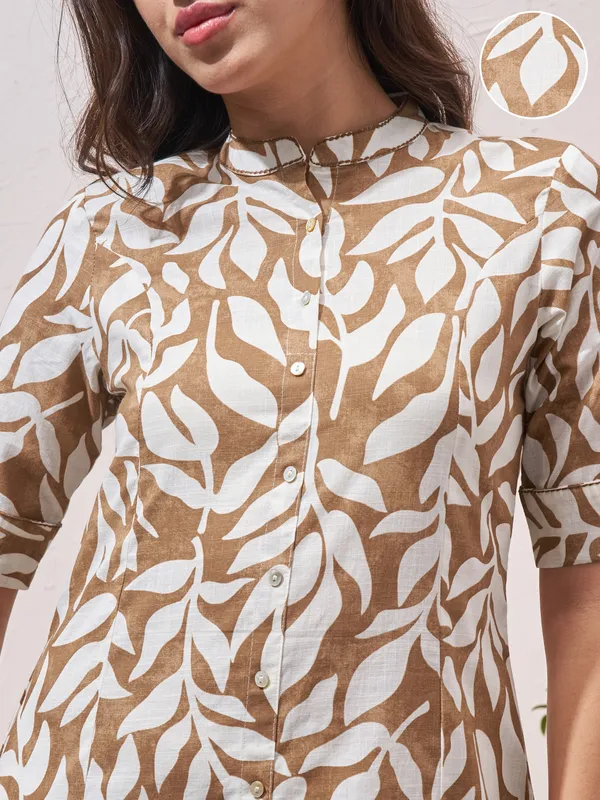 Vara By Vishudh Women Brown Printed Straight Kurta