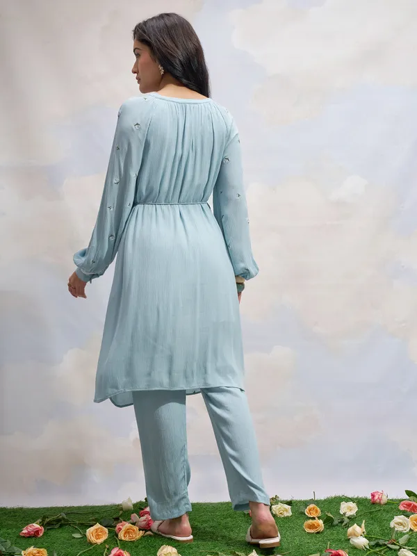 Vara By Vishudh Women Blue Embroidered Straight Kurta