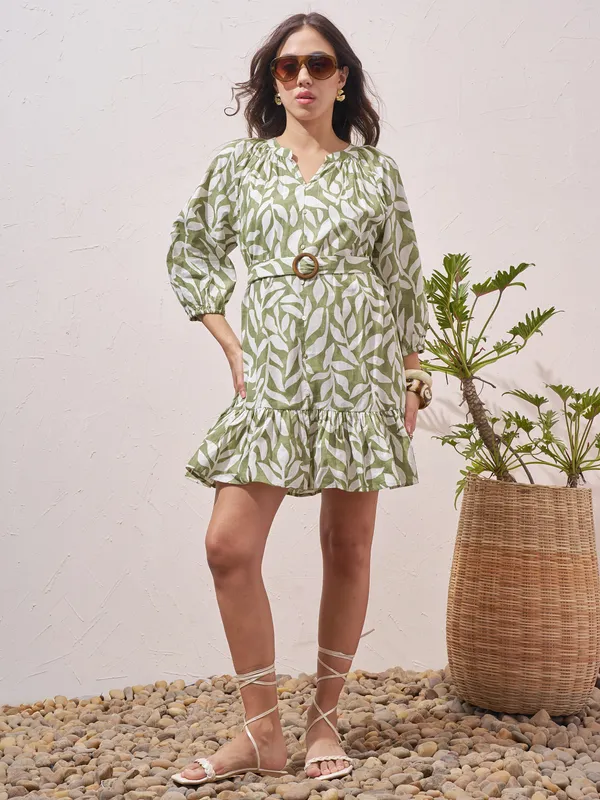 Vara By Vishudh Women Green Printed Drop Waist Dress