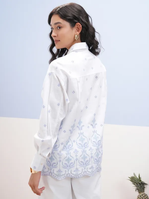 Vara By Vishudh Women White Embroidered Casual Shirt