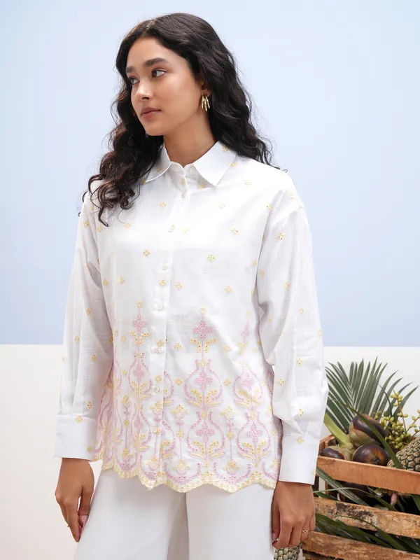Vara By Vishudh Women White Embroidered Casual Shirt