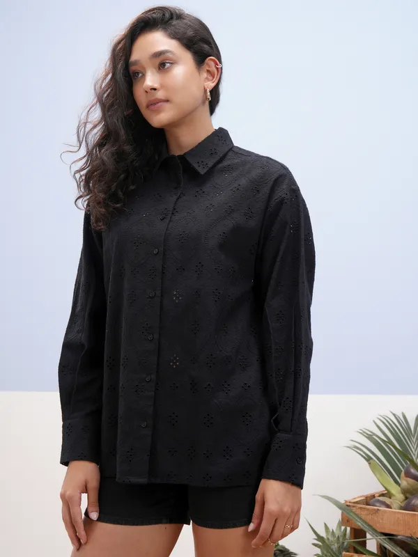 Vara By Vishudh Women Black Embroidered Casual Shirt