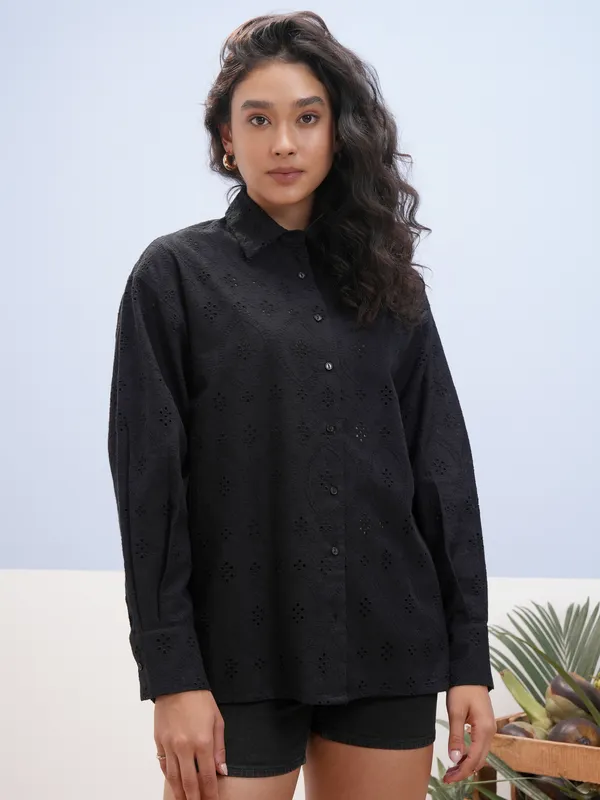 Vara By Vishudh Women Black Embroidered Casual Shirt