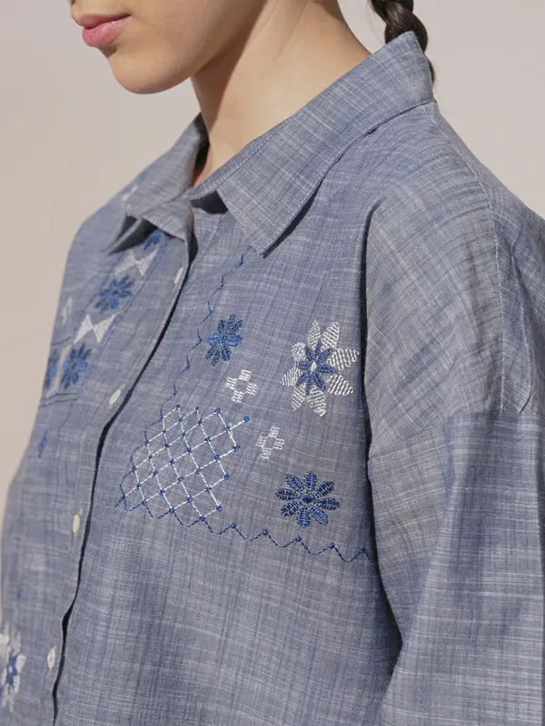 Vara By Vishudh Women Blue Embroidered Boxy Fit Casual Shirt