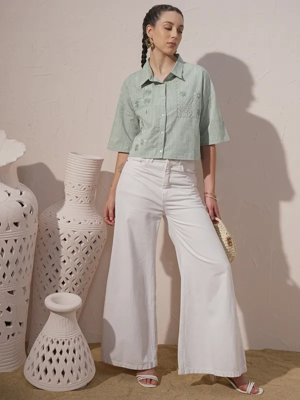 Vara By Vishudh Women Green Embroidered Casual Shirt