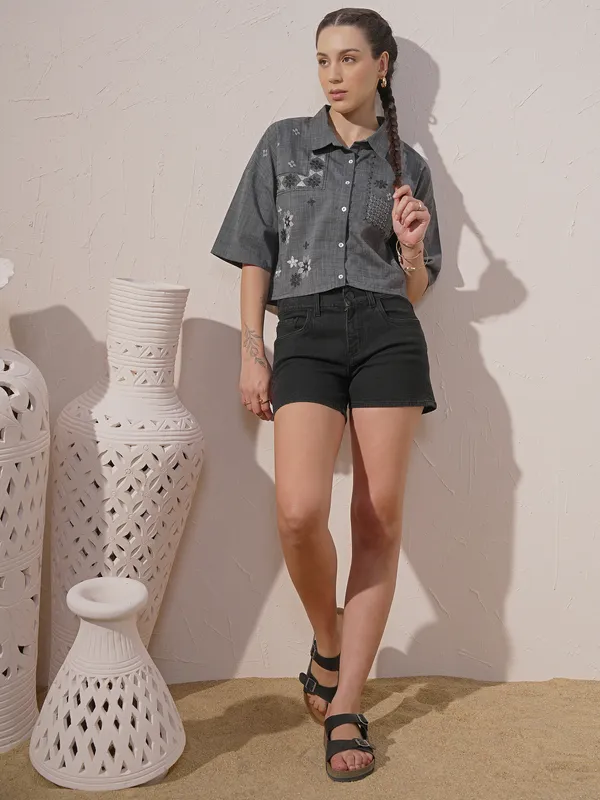 Vara By Vishudh Women Black Embroidered Casual Shirt