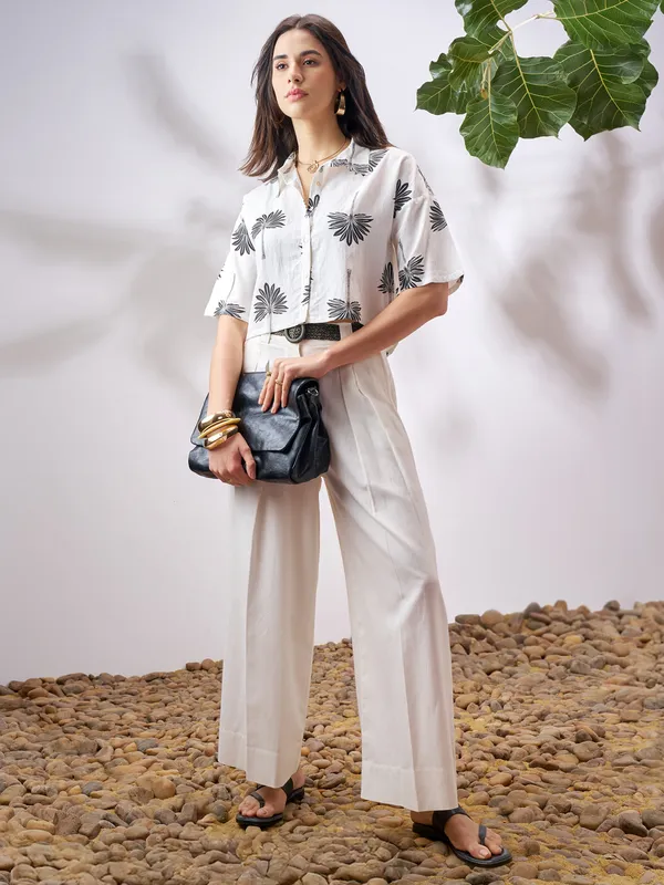 Vara By Vishudh Women Off White Printed Casual Shirt