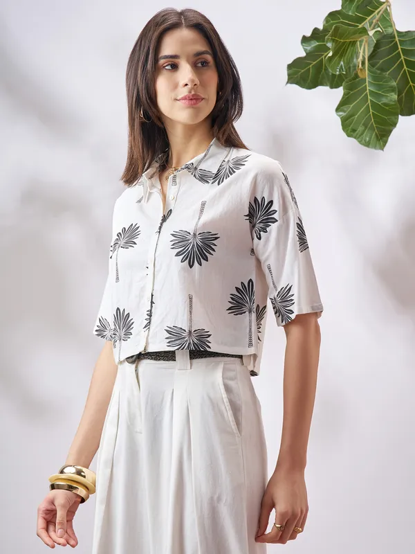 Vara By Vishudh Women Off White Printed Casual Shirt