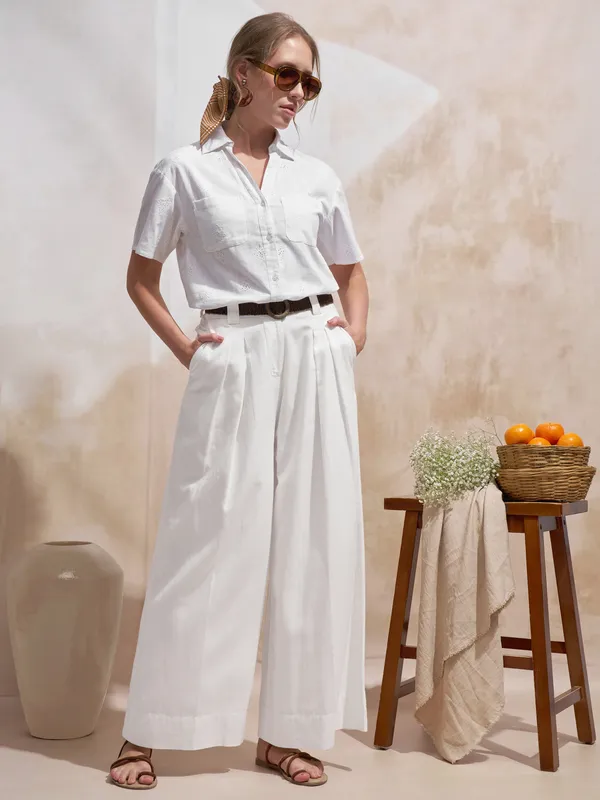 Vara By Vishudh Women White Embroidered Casual Shirt