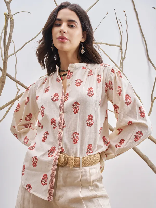Vara By Vishudh Women Off White Printed Casual Shirt