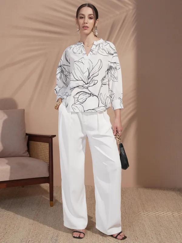 Vara By Vishudh Women White Printed Top