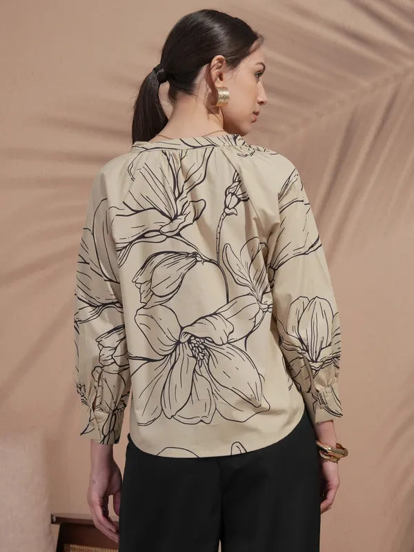 Vara By Vishudh Women Tan Printed Top