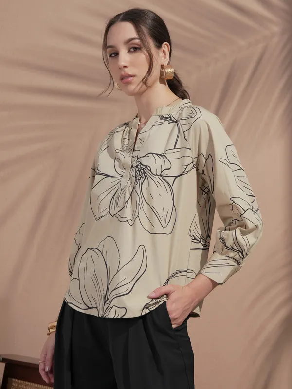 Vara By Vishudh Women Tan Printed Top