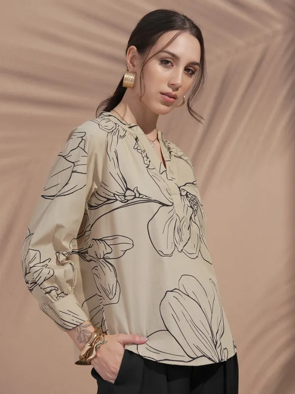 Vara By Vishudh Women Tan Printed Top