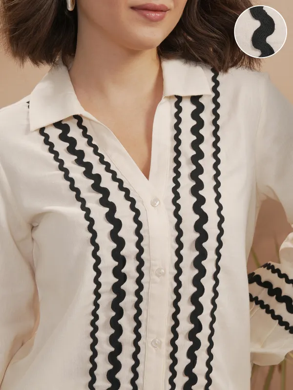 Vara By Vishudh Women Off White Solid Casual Shirt