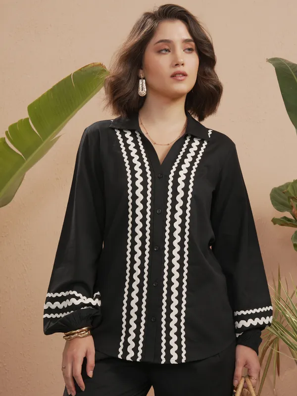 Vara By Vishudh Women Black Solid Casual Shirt