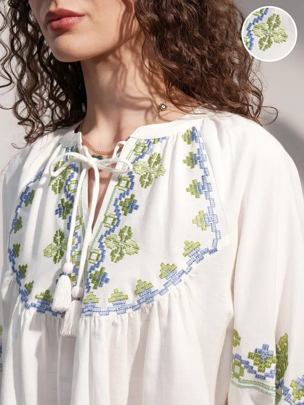 Vara By Vishudh Women White Embroidered Top